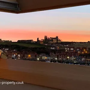 Elysium Holiday Lets - Elysium House, Gorgeous Victorian Townhouse In Central Whitby