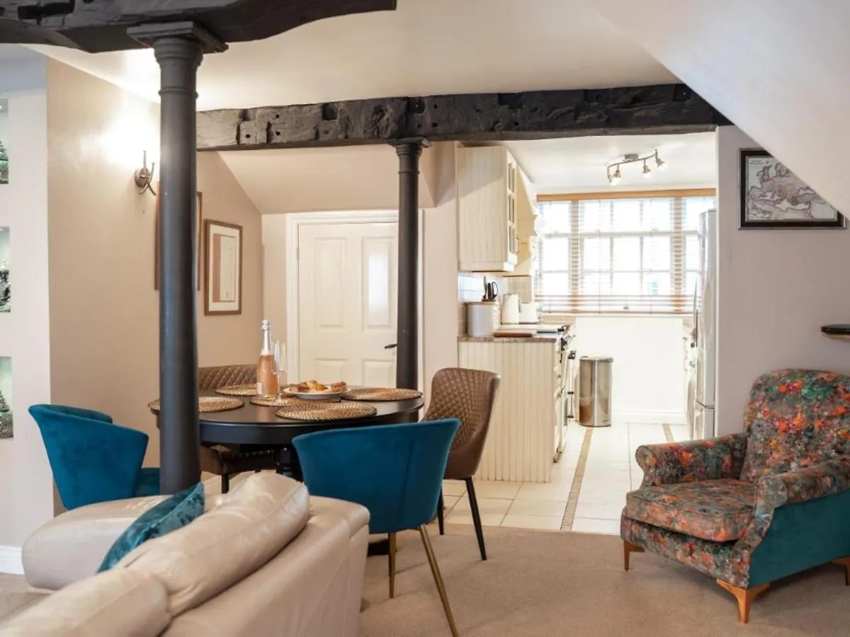 Pass The Keys Castle St Spacious City Centre 2 Bed Townhouse With Parking Chester Casa vacanze